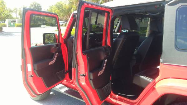 2013 Jeep Unlimited Sahara for sale in Lake Park, FL – photo 8