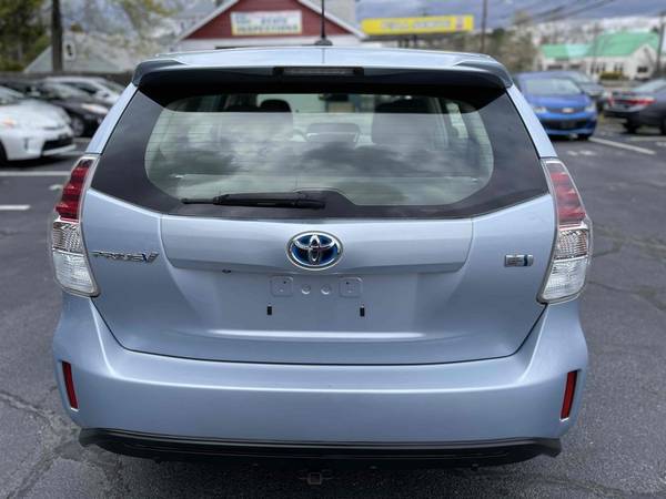 2015 Toyota Prius v Three Hybrid Pkg3 loaded 98k 45mpg nav backup for sale in Walpole, RI – photo 7