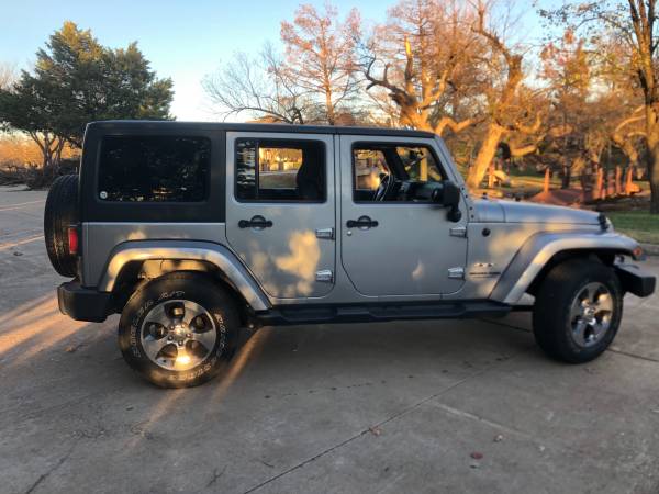 2018 Jeep Wrangler JK UNLIMITED SAHARA 4WD, 4D, Automatic, 33K -... for sale in Edmond, OK – photo 15