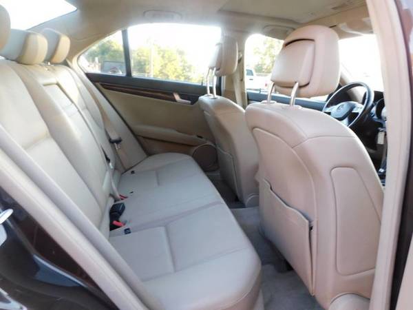 Mercedes Benz C 300 Sport 4dr Sedan 4MATIC Clean Car Loaded Sunroof... for sale in Greenville, SC – photo 11