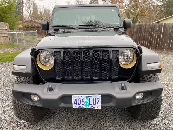 2020 JEEP GLADIATOR FOR SALE OR TRADE - cars & trucks - by owner -... for sale in Grants Pass, OR – photo 6