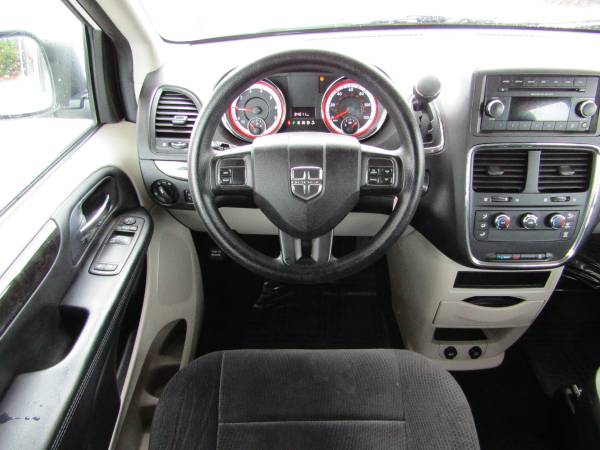 2013 DODGE CARAVAN SE 4D*3RD ROW SEATING AND ONLY$500 DOWN@HYLAND AU for sale in Springfield, OR – photo 2