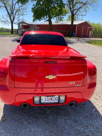 2005Chevrolet SSR for sale in Other, IL – photo 7