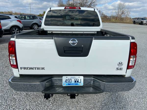 2005 NISSAN FRONTIER SE 4WD - cars & trucks - by dealer - vehicle... for sale in Somerset, KY – photo 4