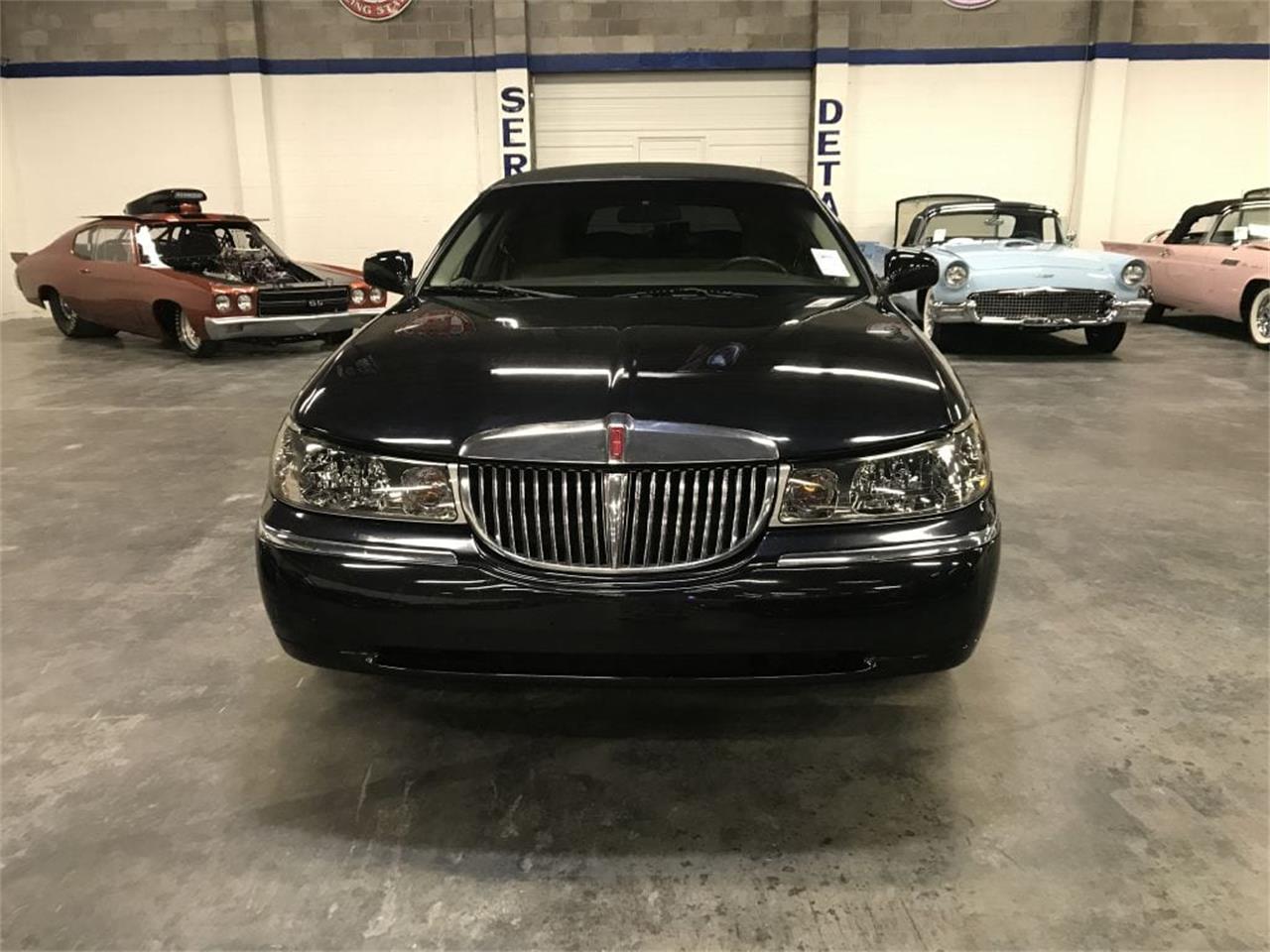 1998 Lincoln Town Car for sale in Jackson, MS – photo 8