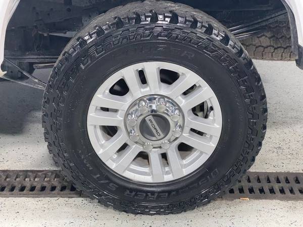 2019 Ford Super Duty F-250 SRW XLT - - by dealer for sale in Lockhart, TX – photo 8