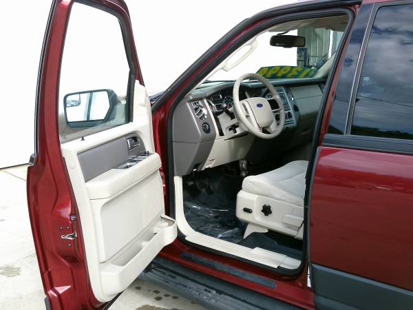 2012 Ford Expedition XL-ONLY 70k miles! WELL MAINTAINED! RELIABLE! for sale in Silvis, IA – photo 10