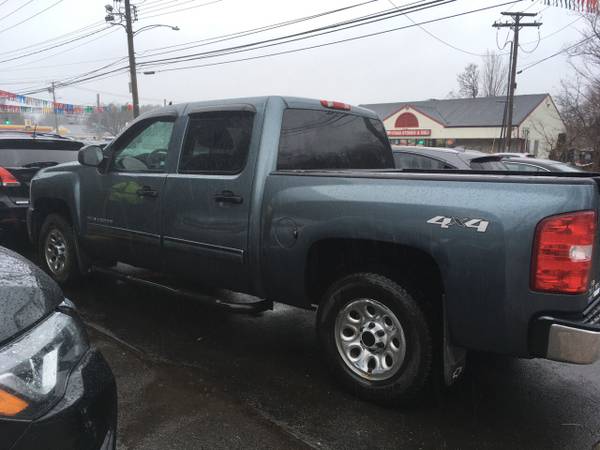 2011 CHEVY SILVERADO 1500 FOR SALE - - by dealer for sale in North Haven, CT – photo 3
