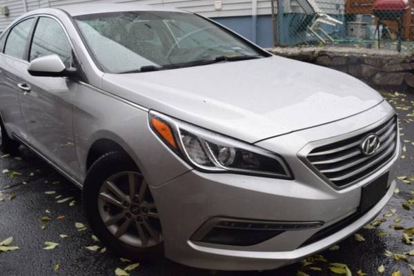 *2015* *Hyundai* *Sonata* *SE 4dr Sedan* - cars & trucks - by dealer... for sale in Paterson, PA – photo 4