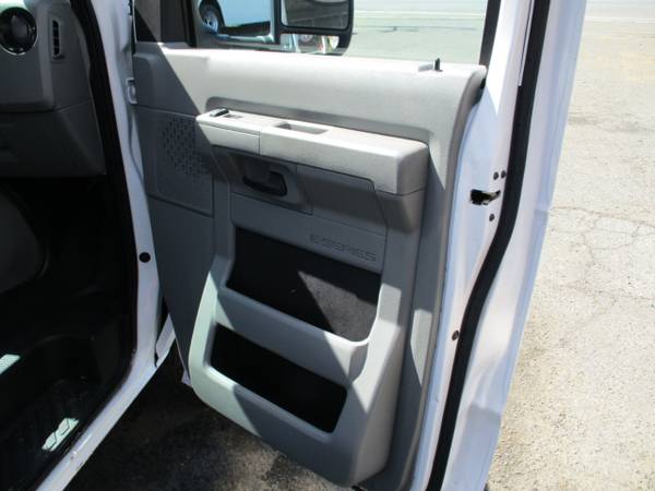 2016 Ford Econoline Commercial Cutaway E-350 14 FOOT BOX TRUCK for sale in Other, UT – photo 19