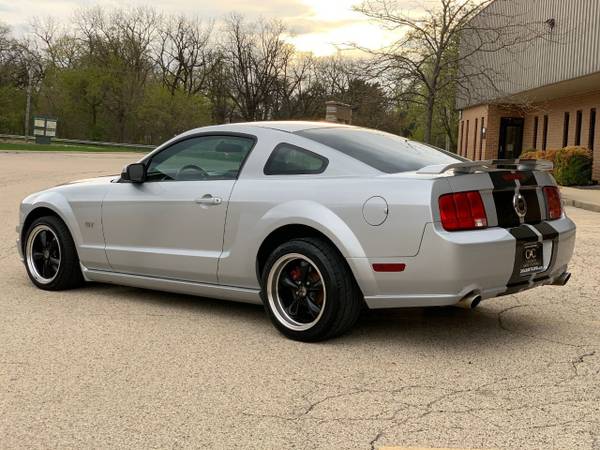 2005 FORD MUSTANG GT V8 ONLY 70k-MILES 1-OWNER LOW-MILES CLEAN for sale in Elgin, IL – photo 24