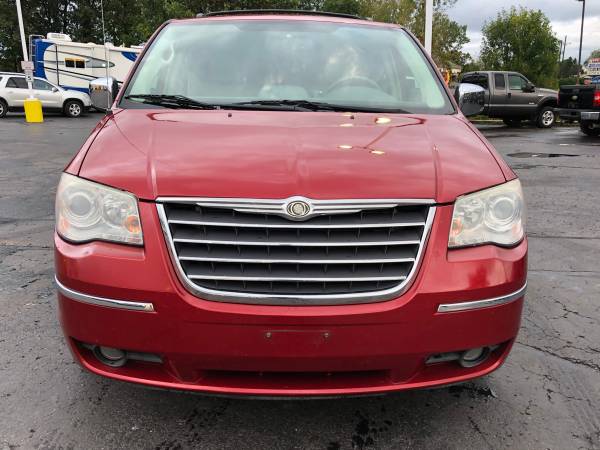 Clean! 2008 Chrysler Town & Country! Loaded! 3rd Row! for sale in Ortonville, MI – photo 8