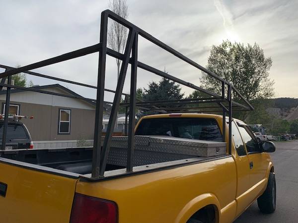 PRICE DROP 2002 GMC Sonoma extended cab w/ ladder rack and toolbox for sale in Glenwood Springs, CO – photo 5
