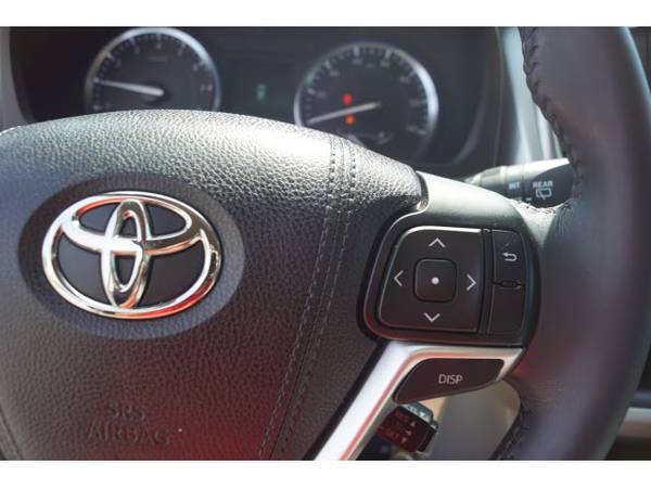 2016 Toyota Highlander LE Plus V6 for sale in Hurst, TX – photo 13