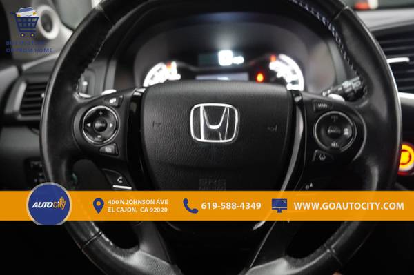 2016 Honda Pilot 2WD 4dr Touring w/RES & Navi SUV Pilot Honda - cars for sale in El Cajon, CA – photo 4