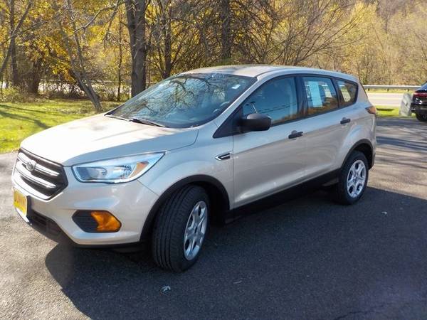 2017 Ford Escape FWD 4D Sport Utility / SUV S - cars & trucks - by... for sale in Cambridge, OH – photo 3