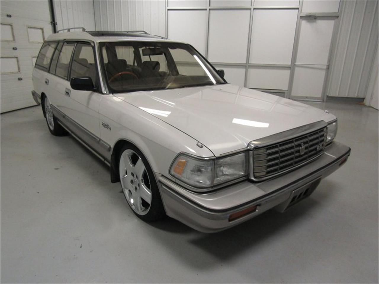 1991 Toyota Crown for sale in Christiansburg, VA – photo 2