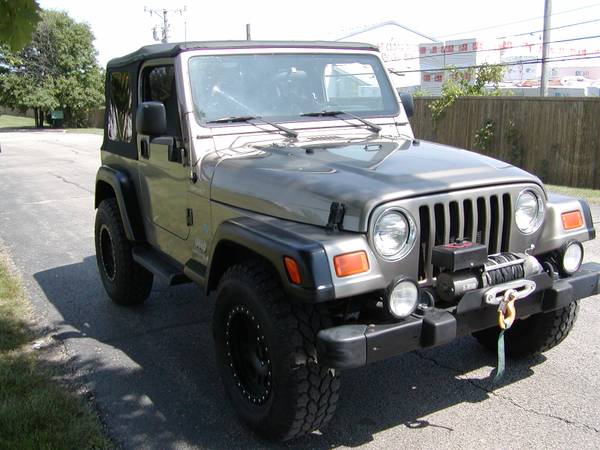 2004 Jeep Wrangler 6cyl Automatic - cars & trucks - by owner -... for sale in romeoville, IA – photo 2