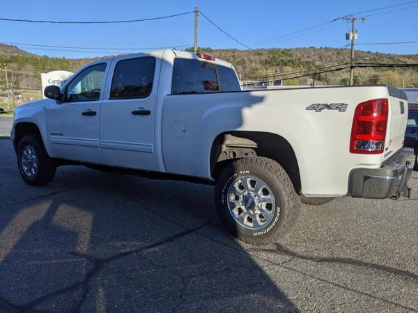 2012 GMC Sierra 2500HD with 134, 976 Miles - Hartford for sale in Thomaston, CT – photo 4