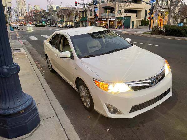 2014 Toyota Camry hybrid se Clean title only 94k for sale in San Diego, CA – photo 9