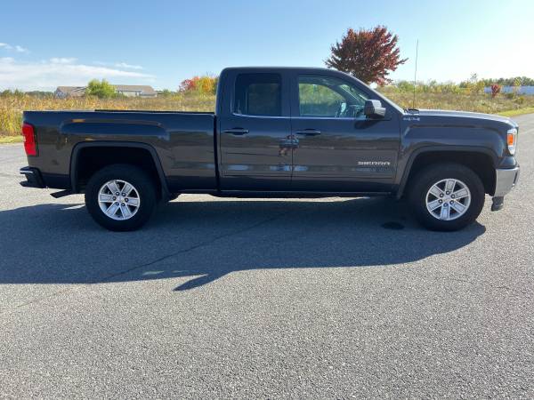 2015 GMC Sierra 1500 SLE 4X4 double cab..... 1-owner for sale in Burnt Hills, NY – photo 9