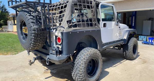 2003 Jeep Wrangler TJ-Sport - cars & trucks - by owner - vehicle... for sale in Parlier, CA – photo 2