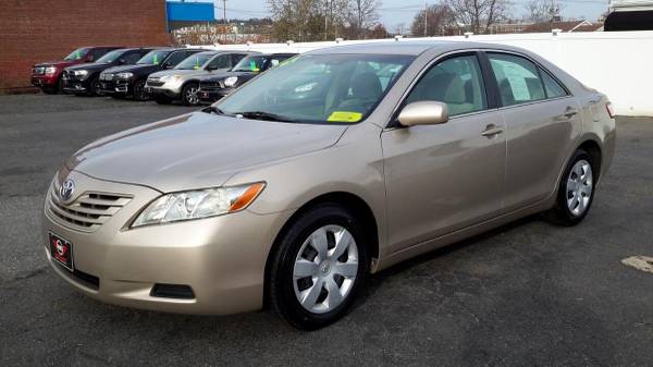 2007 Toyota Camry LE V6 4dr Sedan - SUPER CLEAN! WELL MAINTAINED! -... for sale in Wakefield, MA – photo 2