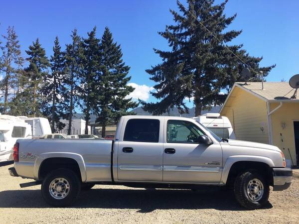 2005 Duramax Diesel 2500HD - - by dealer - vehicle for sale in Central Point, OR – photo 6