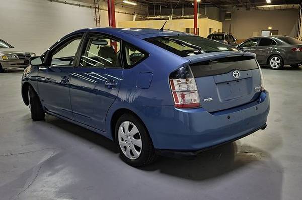 2005 Toyota Prius - Financing Available! - cars & trucks - by dealer... for sale in Glenview, IL – photo 4