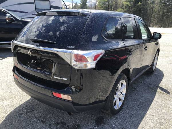 2014 Mitsubishi Outlander SE SE S-AWC - - by dealer for sale in Other, ME – photo 3