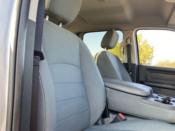 2016 Ram 2500 Crew Cab Tradesman Pickup 4D 8 ft Family Owned!... for sale in Fremont, NE – photo 18