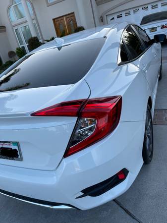 Honda Civic EX-L 2019 w/30k Miles Clean Title Autopilot is for sale in Downey, CA – photo 6