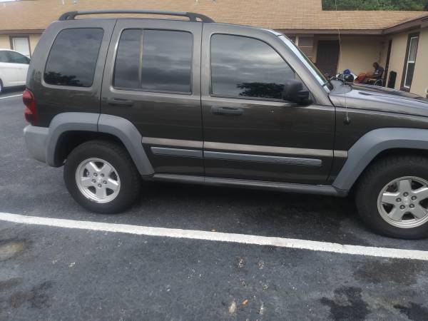 2005 jeep liberty for sale in Spring Hill, FL