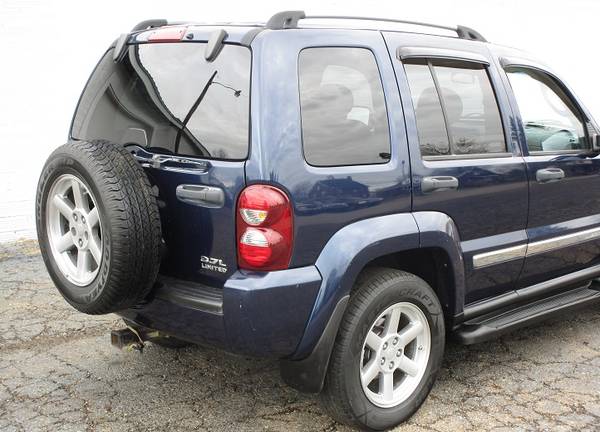 ** 2006 Jeep Liberty Limited Rust Free Well Maintained SUV 4x4 ** -... for sale in Minerva, OH – photo 11