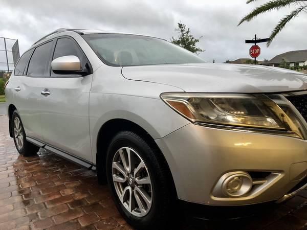 2015 Nissan Pathfinder S - cars & trucks - by owner - vehicle... for sale in Naples, FL – photo 2