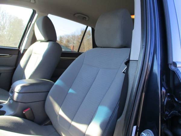 2011 Hyundai Santa Fe AWD All Wheel Drive GLS Full Power Low Miles! for sale in Brentwood, VT – photo 19