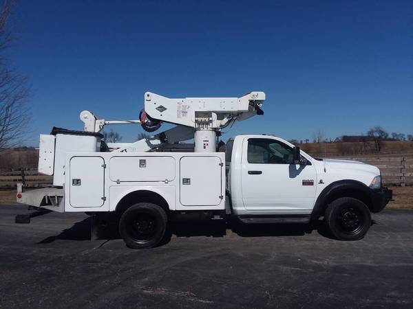 2012 Dodge Ram 5500 41 4x4 Diesel Bucket Truck Material Handling for sale in Gilberts, WI – photo 9
