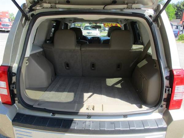 2010 Jeep Patriot Limited 4WD - cars & trucks - by dealer - vehicle... for sale in Somersworth , NH – photo 11