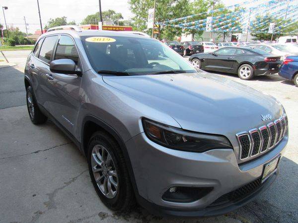 2019 Jeep Cherokee Latitude Plus Holiday Special for sale in Burbank, IL – photo 11