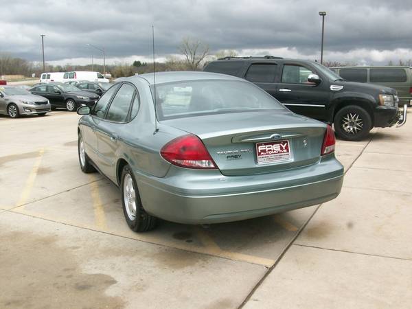 2006 FORD TAURUS SEL ONLY 44, 872 MILES - - by for sale in Muskego, WI – photo 9
