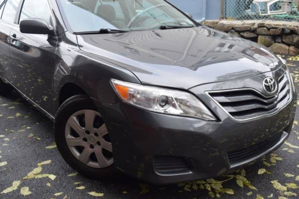 *2011* *Toyota* *Camry* *LE 4dr Sedan 6A* - cars & trucks - by... for sale in Paterson, NY – photo 8