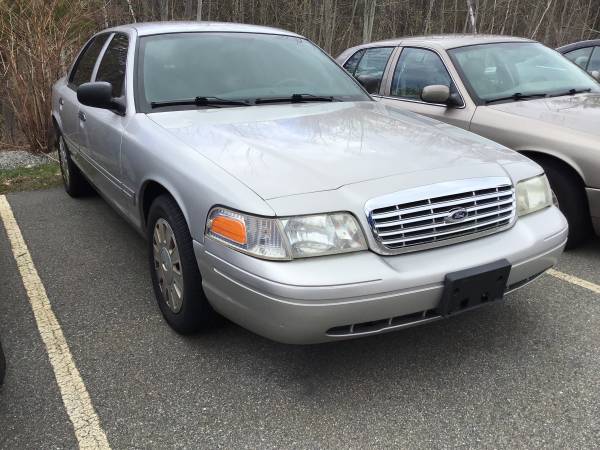 2007 crown vic Admin car clean p71 - - by dealer for sale in East Derry, MA – photo 2