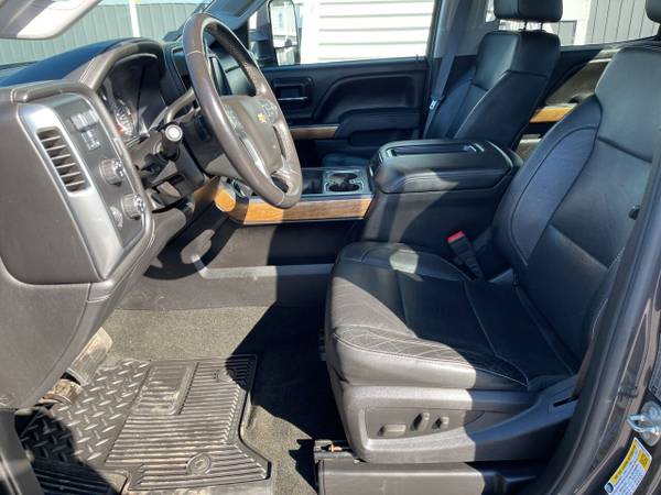 2015 Chevrolet Chevy Silverado 3500HD LTZ 4x4 4dr Crew Cab LB DRW for sale in Plaistow, NY – photo 20