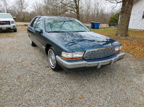 92 Buick Roadmaster LOW MILES - cars & trucks - by owner - vehicle... for sale in Pflugerville, TX – photo 3