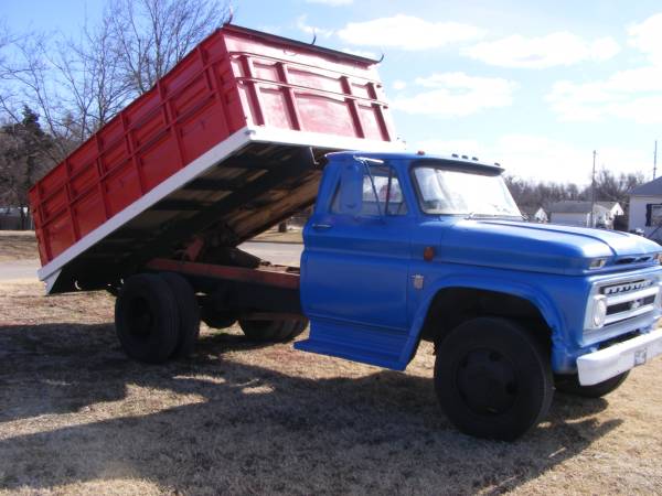 1964 C60 Wheat Truck w/dump bed for sale in ENID, OK – photo 2