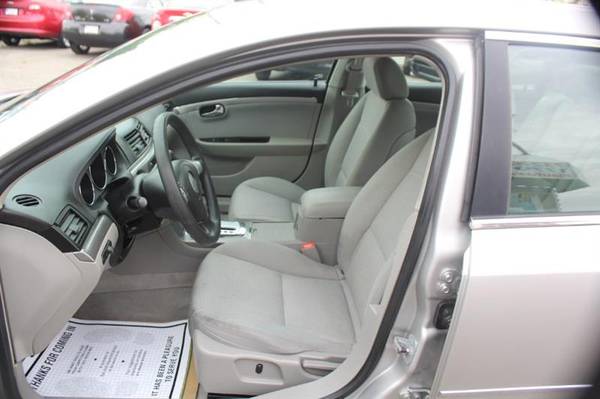 2007 Saturn Aura XE NO ACCIDENTS EXTRA CLEAN 118K SILVER MUST SEE! for sale in south amboy, NJ – photo 10