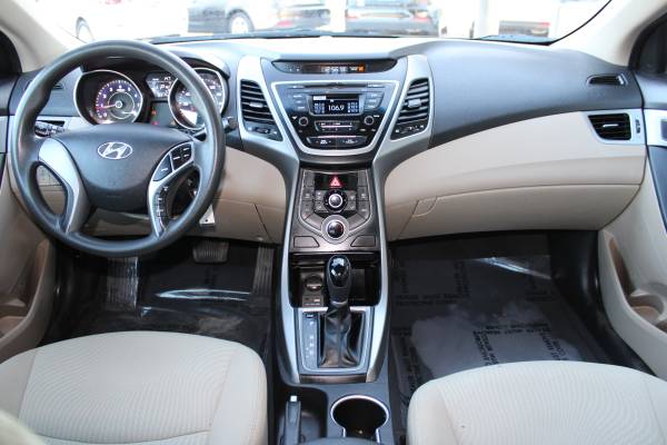 2015 Hyundai Elantra SE 4dr Sedan, Low Miles, Great on Gas - cars &... for sale in Omaha, IA – photo 17