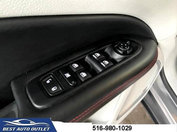 2017 Jeep Compass Limited 4x4 SUV - cars & trucks - by dealer -... for sale in Floral Park, NY – photo 19