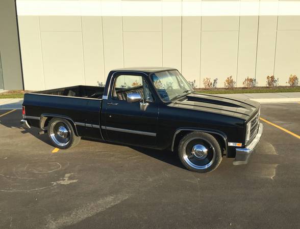 1984 Chevy Silverado - short bed pickup - cars & trucks - by owner -... for sale in Wheaton, IL – photo 4