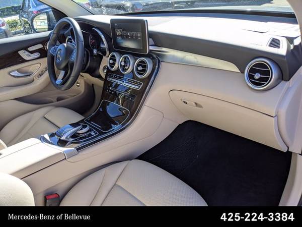 2017 Mercedes-Benz GLC GLC 300 AWD All Wheel Drive SKU:HV002511 -... for sale in Bellevue, WA – photo 23